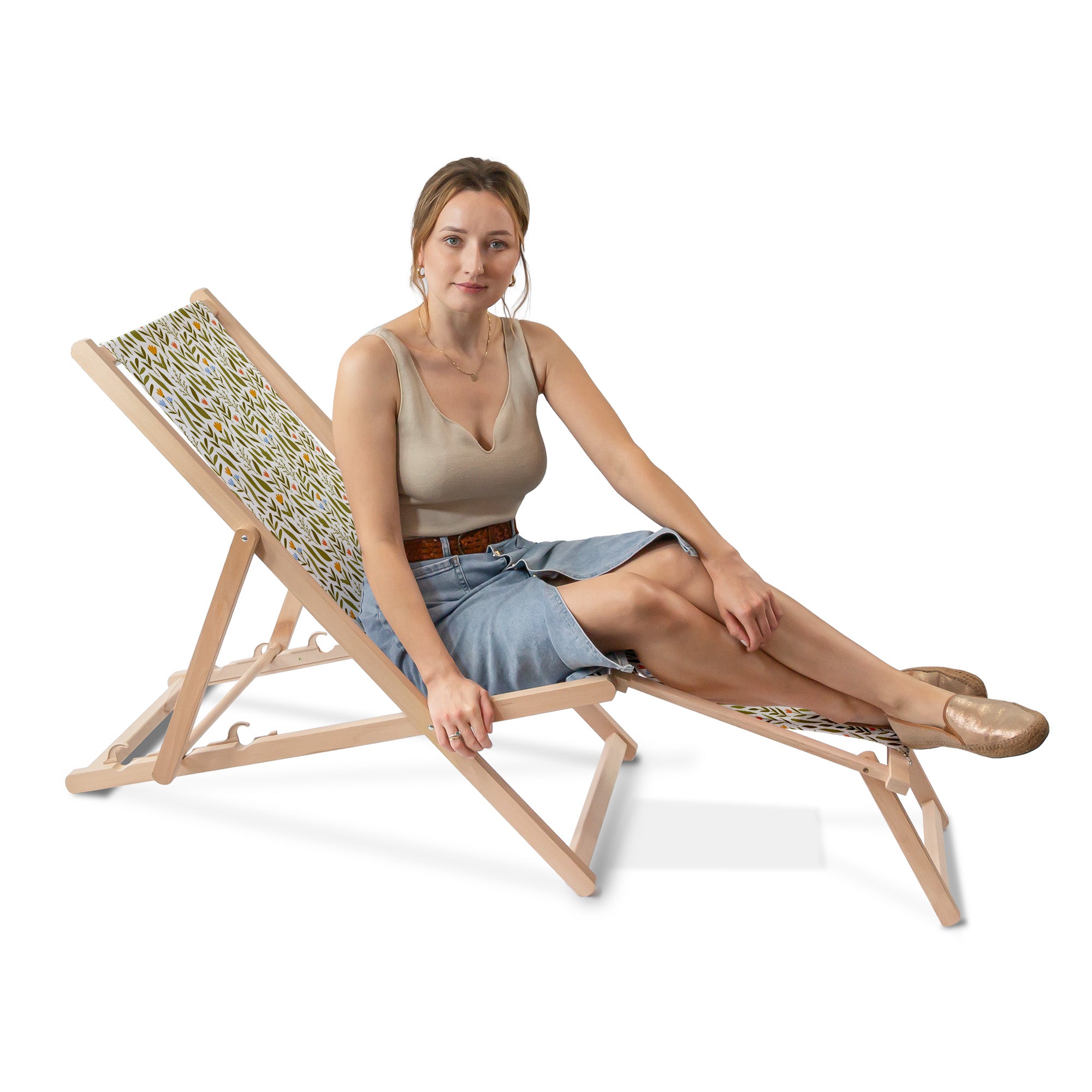 Wooden Deck Chair with Footrest Summer Walk
